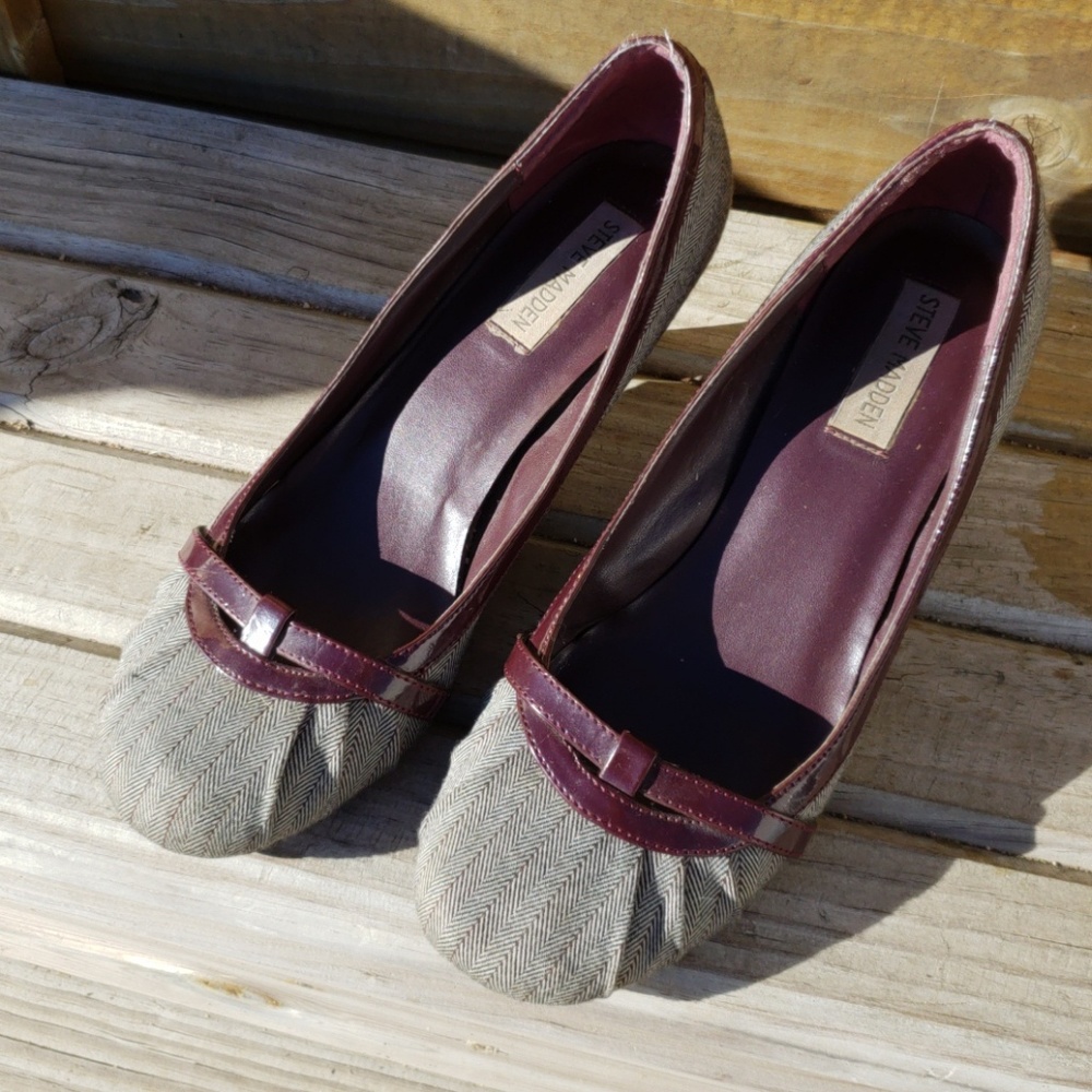 Maroon Herringbone Heels by Steve Madden